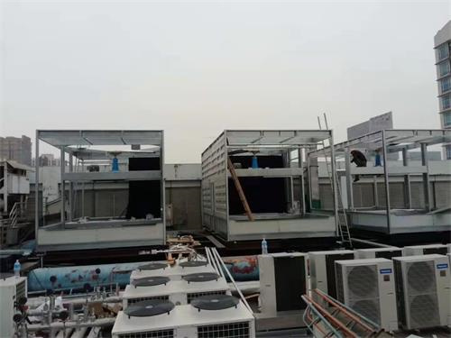 處理商用<a href=http://www.56240.cn/tags/10_0.html target=_blank class=infotextkey>冷卻塔噪音</a>的方法